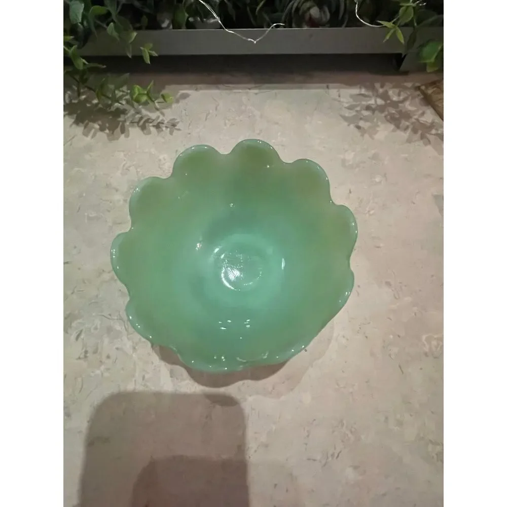 Vintage Green Lotus Blossom Leaf Dessert bowl 4.5x2.5” Fireking Jadeite made USA